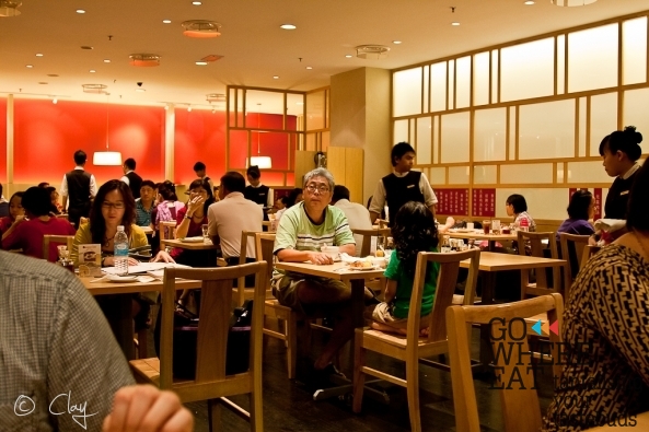 Uncle staring at me when i take photo of the environment XD Uncle staring at me when i take photo of the environment XD