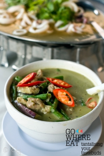 Green Curry Chicken (S) Green Curry Chicken (S)