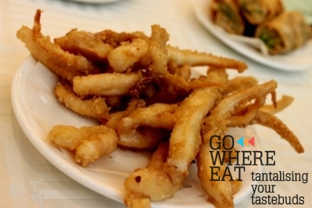 Deep-fried squid legs Deep-fried squid legs