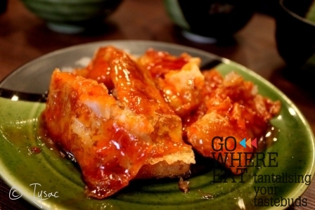 Vegetarian duck in sweet and sour sauce Vegetarian duck in sweet and sour sauce