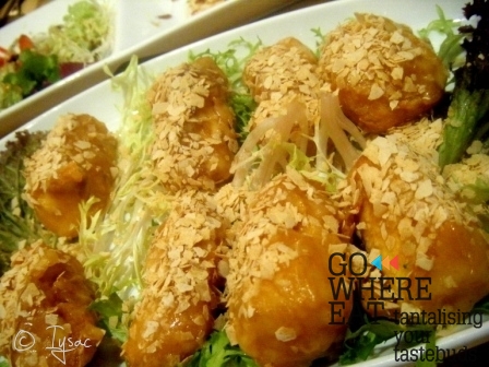 Fried tofu with condensed milk Fried tofu with condensed milk