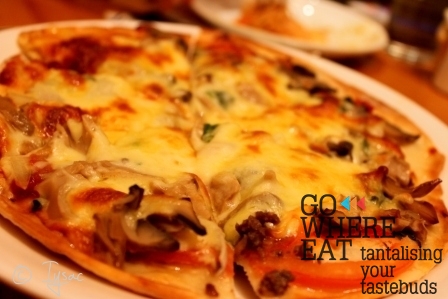Sicily PIZZA 西西里 Pizza Sicily PIZZA 西西里 Pizza