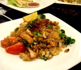 Ghin Khao Thai Food