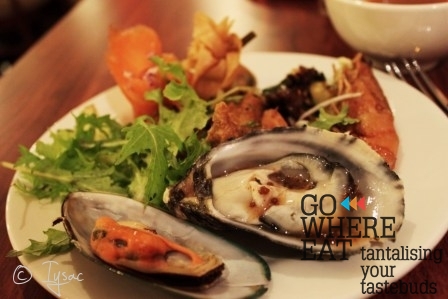 smoked salmon , salad, mussel, fried dumpling, fish, beef, oyster, prawn smoked salmon , salad, mussel, fried dumpling, fish, beef, oyster, prawn
