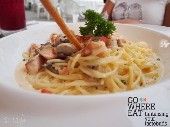 salmon spaghetti with carbonara sauce (special order) salmon spaghetti with carbonara sauce (special order)
