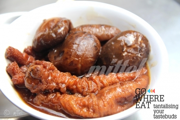 mouth-watering mushroom & chicken feet mouth-watering mushroom & chicken feet